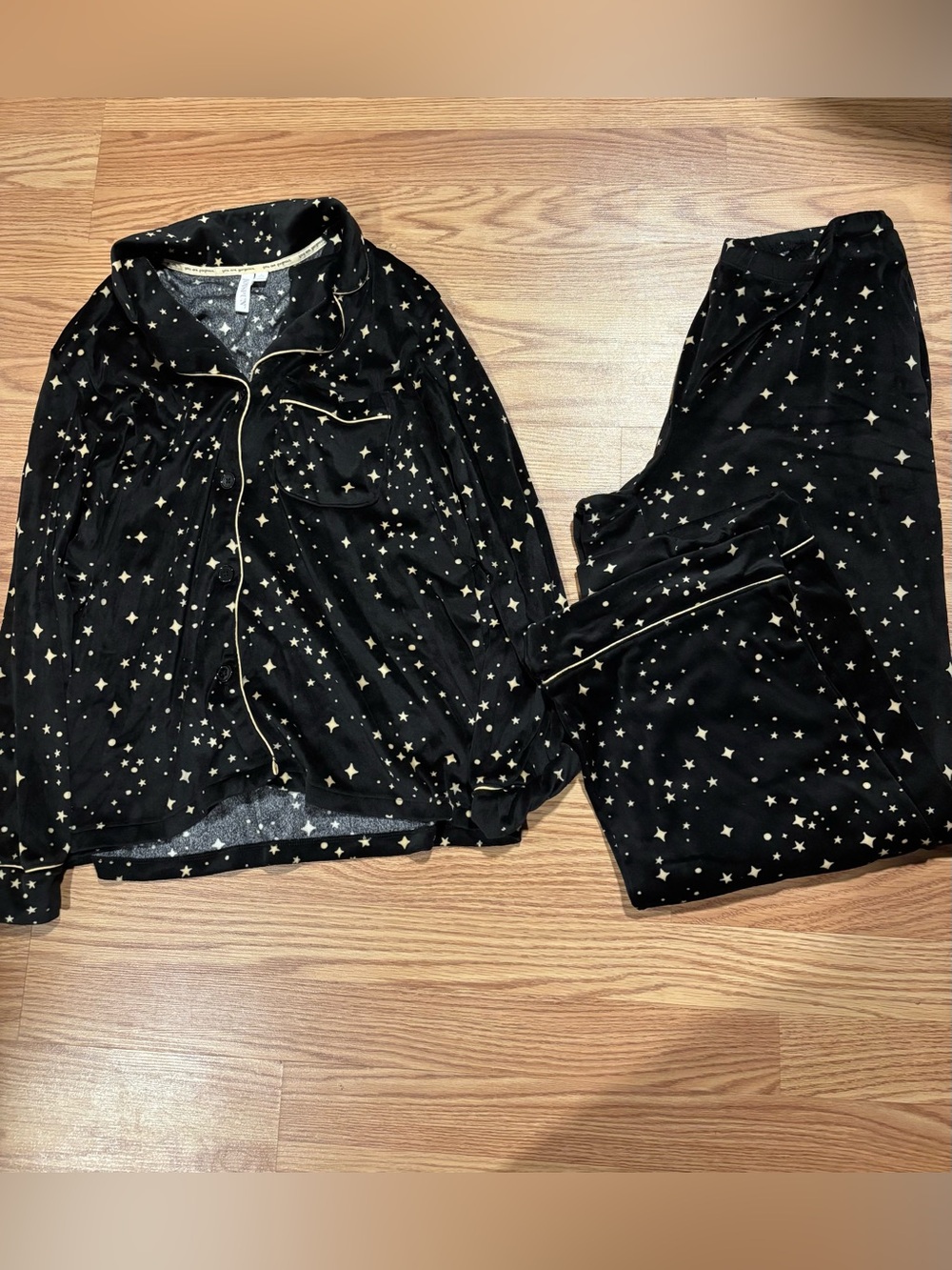 Joyspun Women's Black Star-Print Pajama Set Gold Piping pants & long sleeve XL